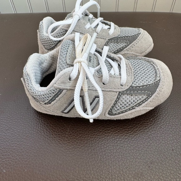 Baby New Balance Sneakers Size 3 - Picture 2 of 5
